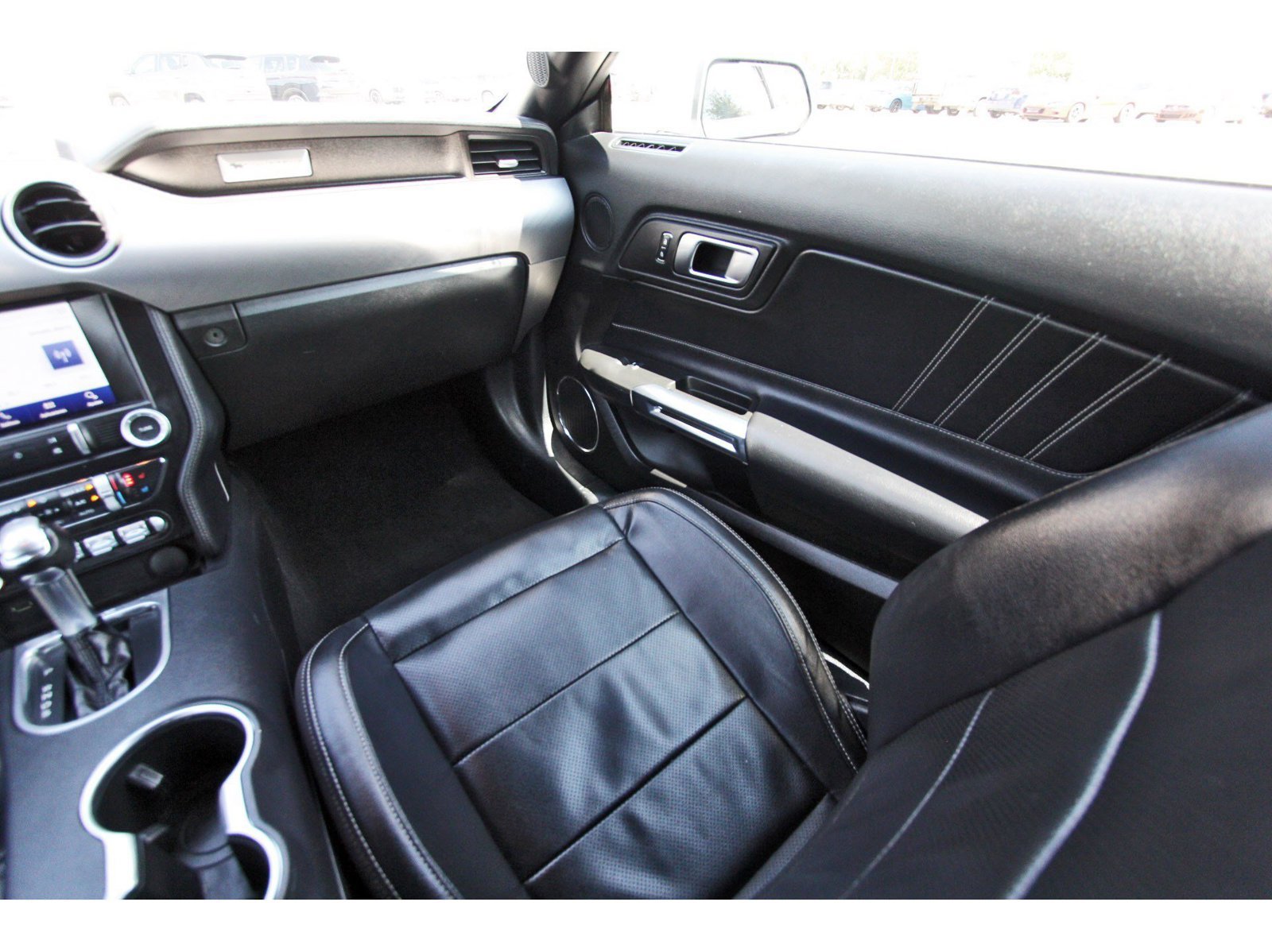 Used 2021 Ford Mustang Premium RWD image 11