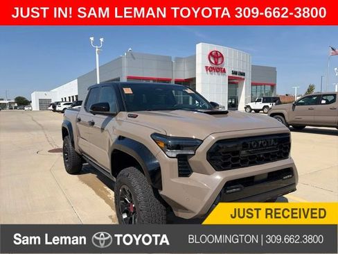 Used 2025 Toyota Tacoma TRD Pro AWD/4WD image 1