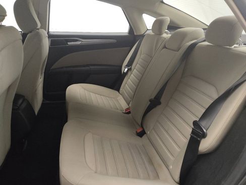 Used 2020 Ford Fusion S image 18