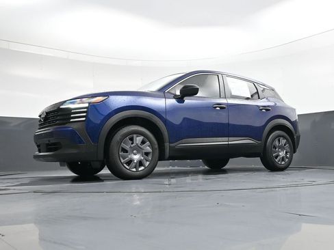 Used 2025 Nissan Kicks S image 38