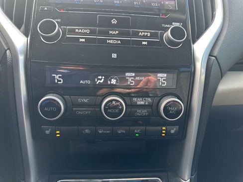 Used 2021 Subaru Ascent Limited w/ Technology Package image 4