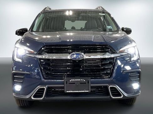 Used 2025 Subaru Ascent Touring image 2