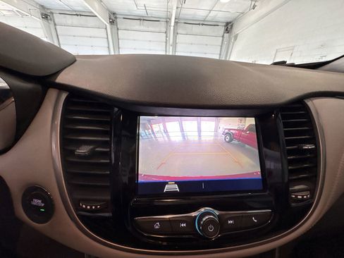 Used 2020 Chevrolet Trax LT w/ Driver Confidence Package image 15