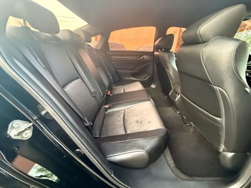 Used 2019 Honda Accord Sport image 11