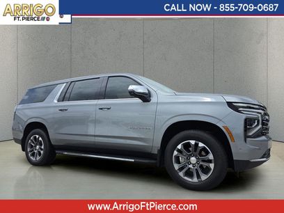 Used 2025 Chevrolet Suburban LT w/ Comfort Package