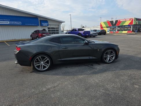Used 2016 Chevrolet Camaro LT RWD image 6