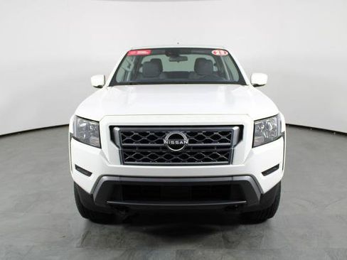 Certified 2023 Nissan Frontier SV w/ Tow Package AWD/4WD image 13