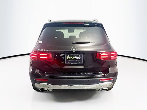 Used 2025 Mercedes-Benz GLB 250 image 7