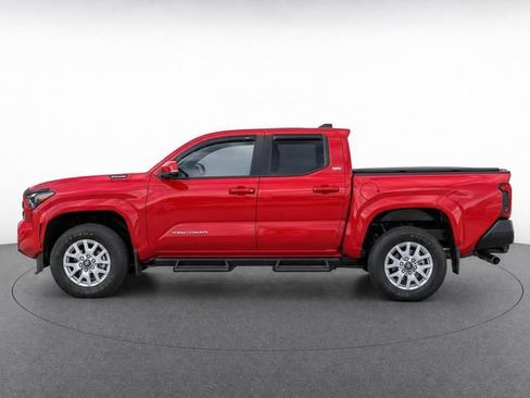 Used 2024 Toyota Tacoma SR5 AWD/4WD image 8
