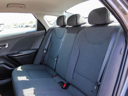 Used 2025 Kia K4 FWD image 18