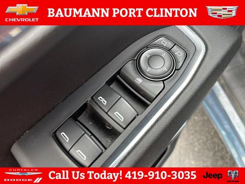Used 2024 Chevrolet Silverado 1500 LT AWD/4WD image 11