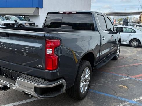 Used 2021 Chevrolet Silverado 1500 LTZ w/ LTZ Premium Package AWD/4WD image 6