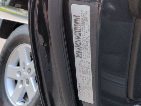 Used 2018 Jeep Wrangler Sport AWD/4WD image 29