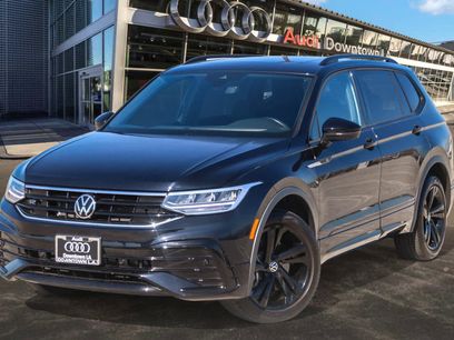 Used 2023 Volkswagen Tiguan SE R-Line