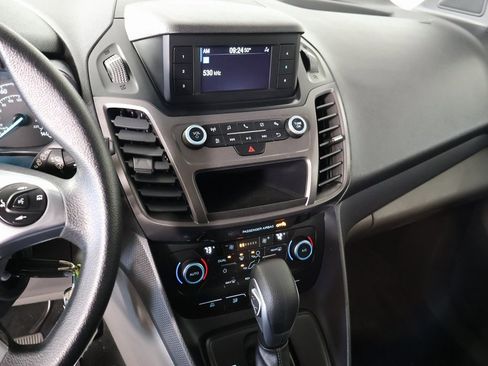 Used 2020 Ford Transit Connect XL image 5