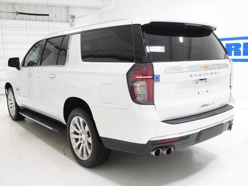 Used 2023 Chevrolet Suburban Premier w/ Texas Edition RWD image 11