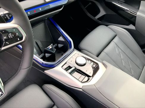 New 2026 BMW X3 xDrive30 w/ Premium Package image 7