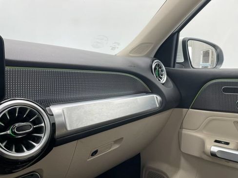 Certified 2022 Mercedes-Benz GLB 250 4MATIC image 35