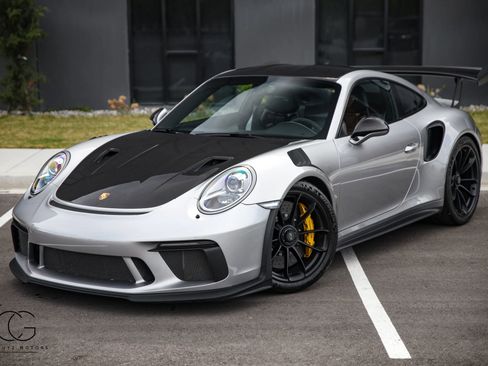 Used 2019 Porsche 911 GT3 RS image 4