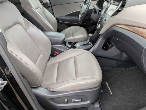 Used 2018 Hyundai Santa Fe AWD w/ SE Ultimate Tech Package 03 image 21