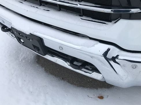 Used 2025 Chevrolet Silverado 2500 LTZ w/ LTZ Premium Package image 8