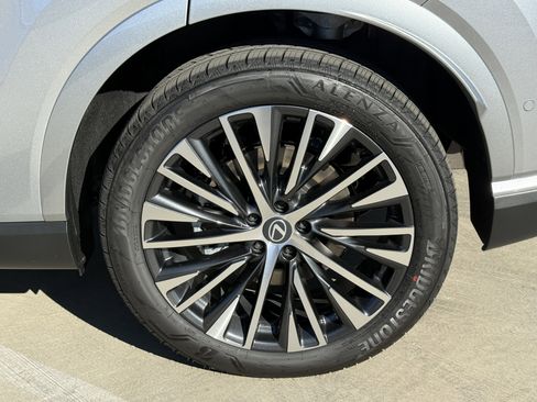 New 2026 Lexus RX 350 RX 350h Premium+ image 15