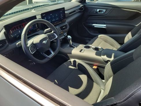 Used 2026 Ford Mustang Coupe RWD image 3