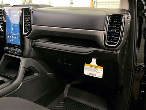 New 2025 Ford Ranger XLT w/ FX4 Off-Road Package image 15