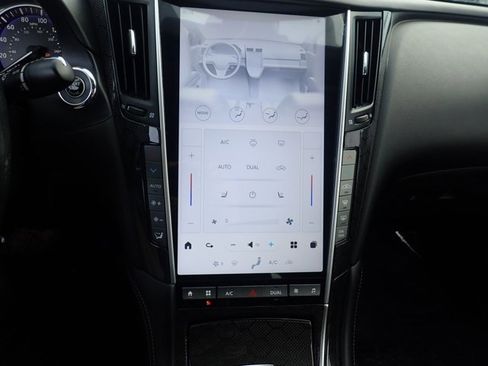 Used 2016 INFINITI Q50 Red Sport 400 image 18