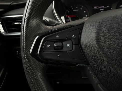 Used 2023 Chevrolet TrailBlazer LT w/ Convenience Package image 35