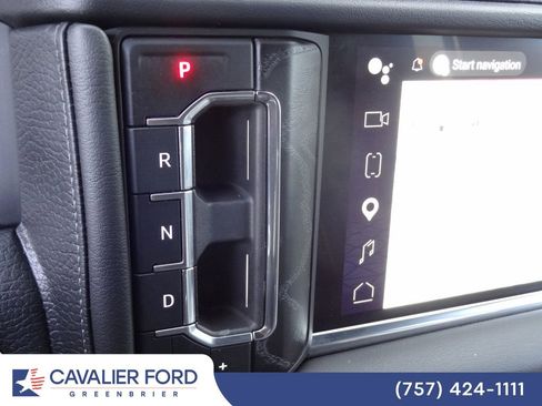 Used 2022 GMC Yukon XL Denali AWD/4WD image 30