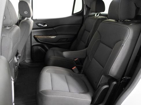 Certified 2023 GMC Acadia SLE w/ Driver Convenience Package image 35