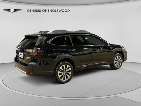Used 2024 Subaru Outback Touring XT AWD/4WD image 9