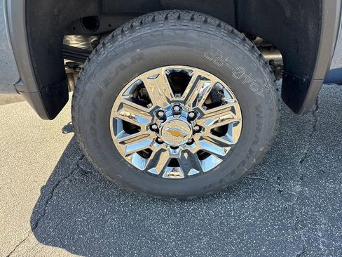 New 2026 Chevrolet Silverado 2500 High Country w/ High Country Premium Package AWD/4WD image 18