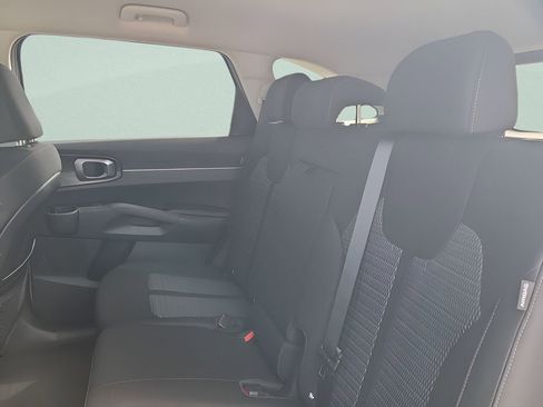 New 2026 Kia Sorento LX FWD image 14
