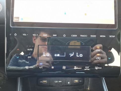 Used 2022 Hyundai Tucson Limited w/ Cargo Package image 22