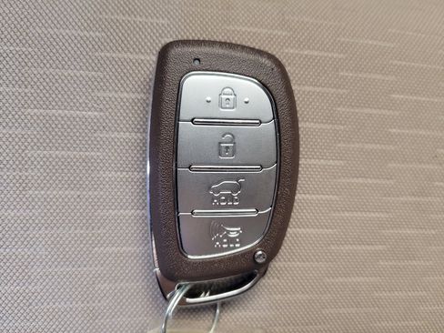 Used 2020 Hyundai Tucson Sport image 32