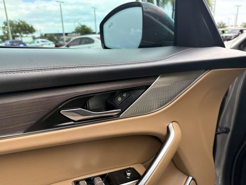 Used 2021 Jaguar F-PACE S AWD/4WD image 18