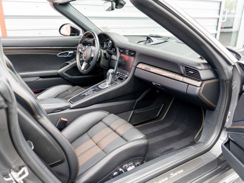 Used 2019 Porsche 911 Turbo S AWD/4WD image 25