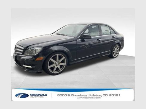 Used 2012 Mercedes-Benz C 300 4MATIC Sedan image 1