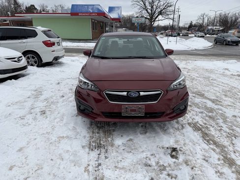 Used 2017 Subaru Impreza 2.0i Premium image 4