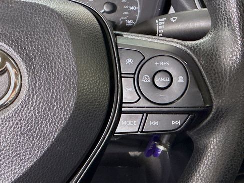 Used 2023 Toyota Corolla LE FWD image 15