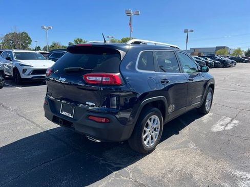 Used 2015 Jeep Cherokee Latitude w/ Comfort/Convenience Group AWD/4WD image 5