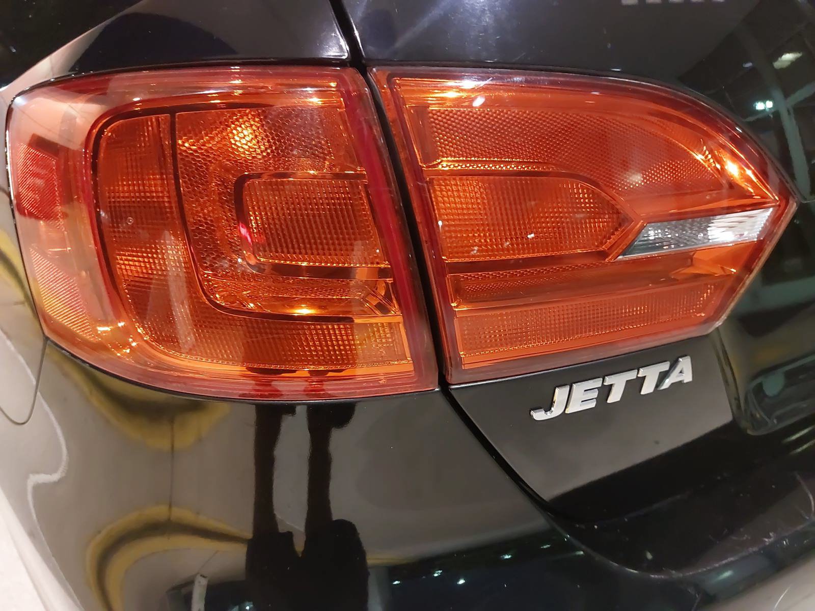 Used 2013 Volkswagen Jetta SE FWD image 30