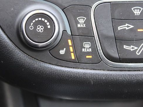 Used 2016 Chevrolet Malibu LT w/ Leather Package image 35