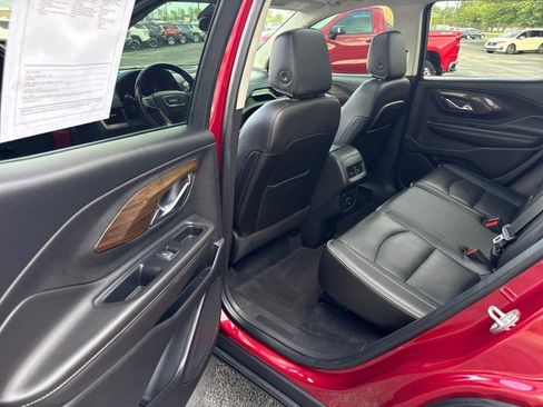 Used 2020 GMC Terrain Denali w/ Denali Premium Package AWD/4WD image 29