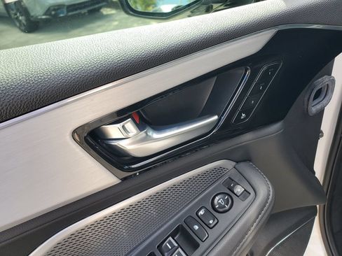 Used 2025 Acura MDX FWD image 23