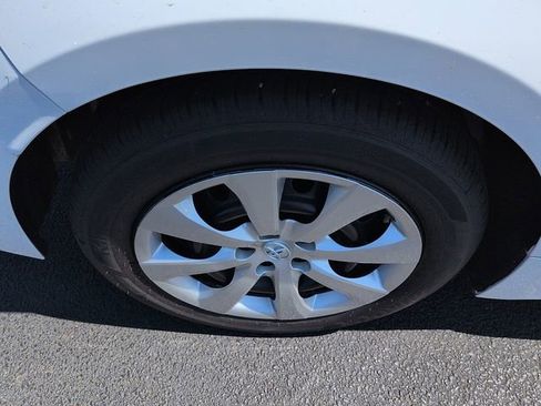 Certified 2025 Toyota Corolla LE FWD image 9