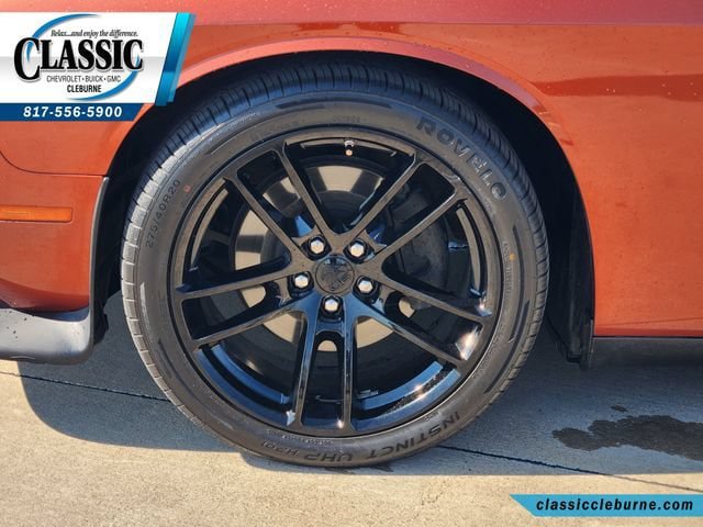 Used 2022 Dodge Challenger R/T w/ Plus Package RWD image 11