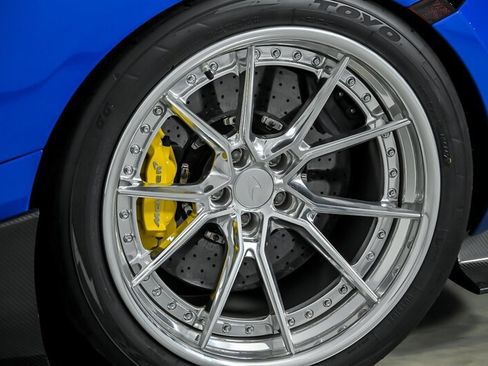 Used 2018 McLaren 720S RWD image 20
